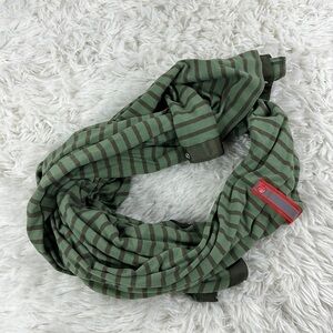Lululemon Vinyasa Scarf *Rulu Deenie Stripe Desert Olive Fatigue Green